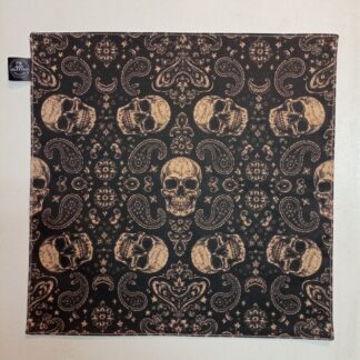 Bandana-style