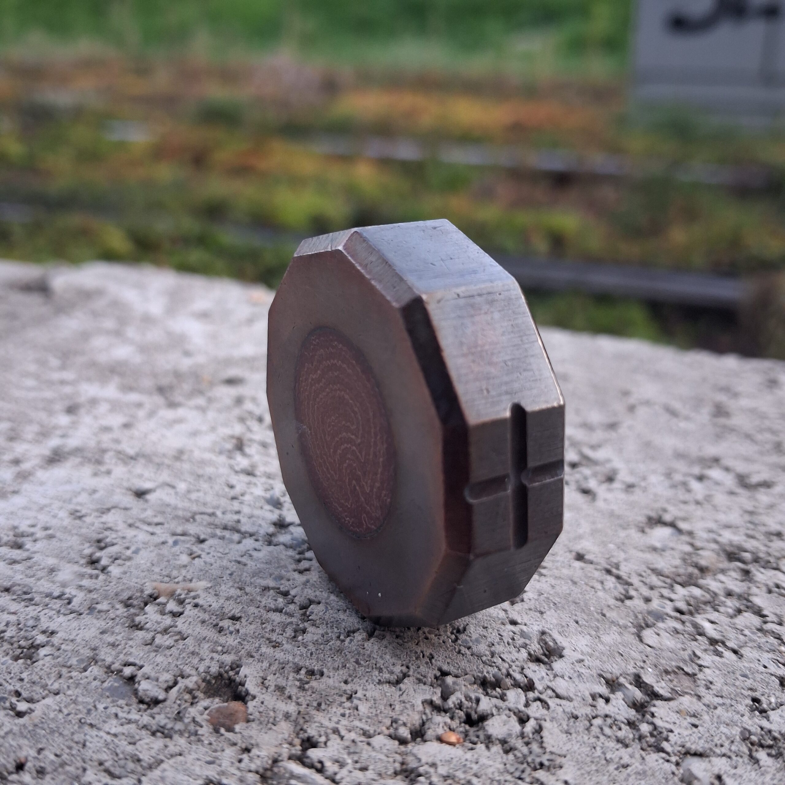 Różaniec (don't)worry stone - patyna - obrazek 3